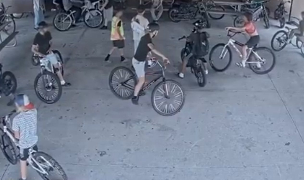 Deputies warn parents after kids on e-bikes play real-life version of 'Frogger' in traffic