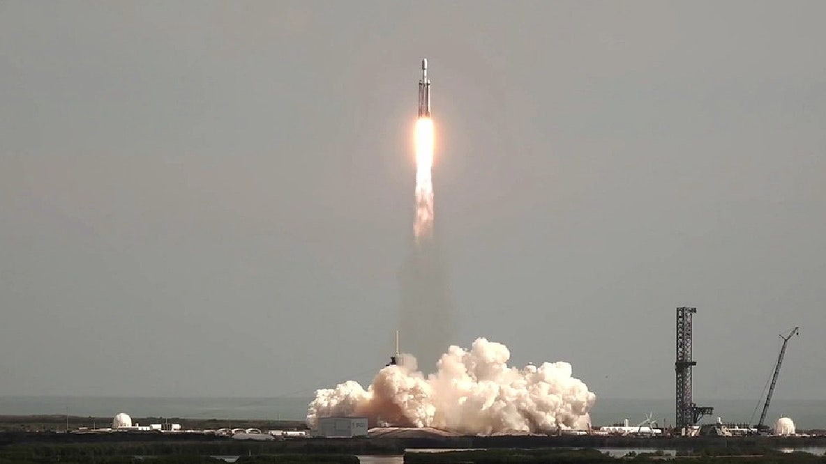 SpaceX launches Falcon Heavy rocket from Florida's Kennedy Space Center