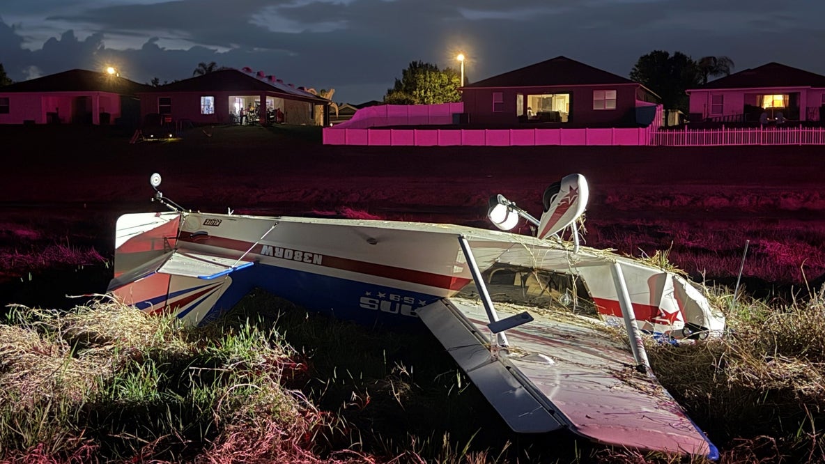 Small plane flips during emergency landing in Polk County near Mulberry, pilot uninjured