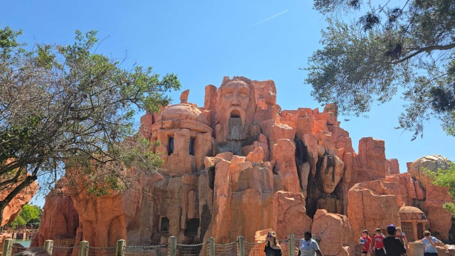 Universal Orlando closing Lost Continent, Mythos for new themed land