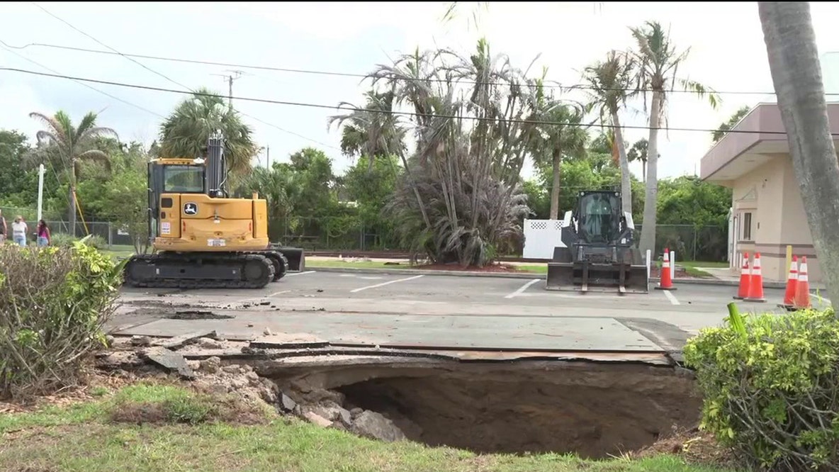 Road collapse isolates senior community in Palm Bay after heavy rains