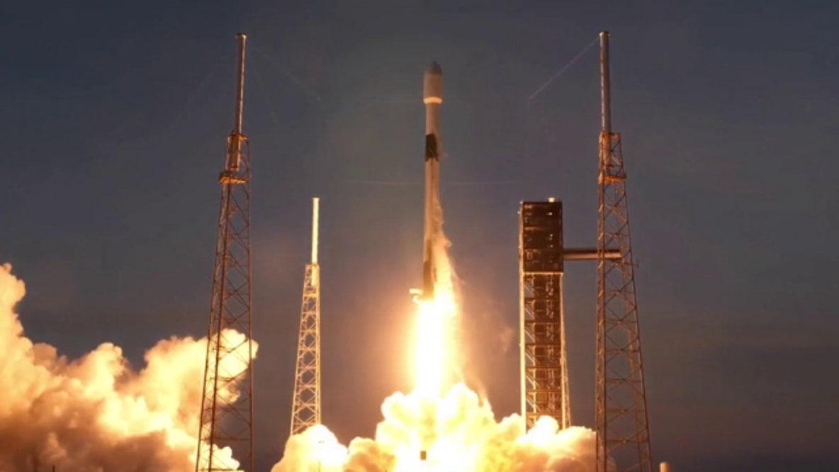 SpaceX launches more Starlink satellites from Florida coast