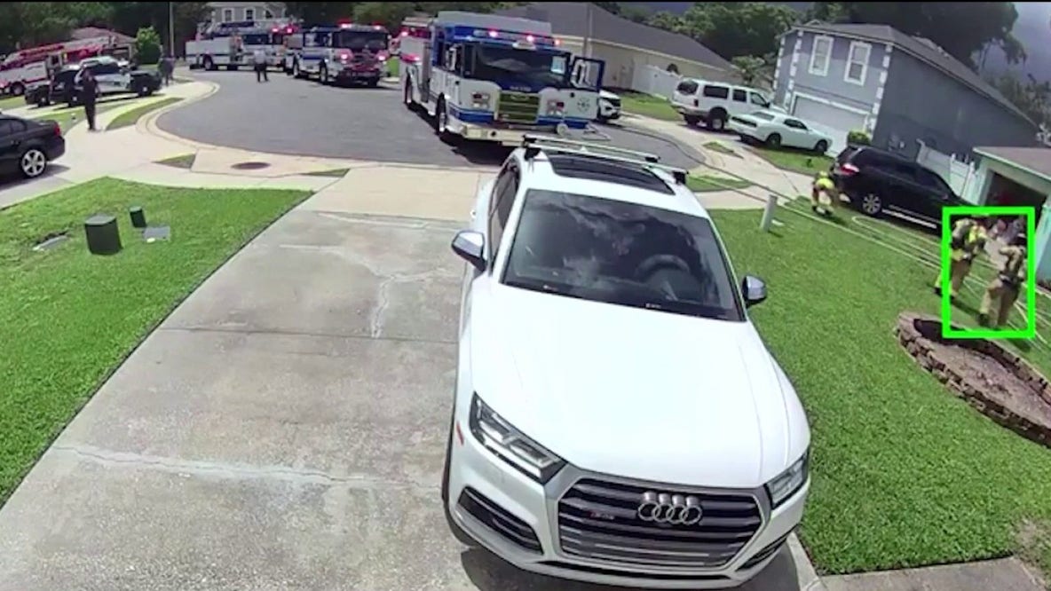 Navy veteran helps rescue girl, dog from DeLand house fire