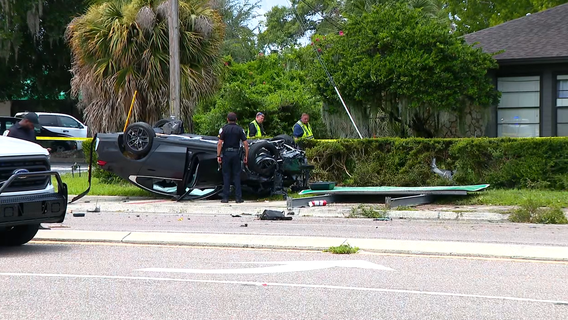 US 17-92 crash: 2 people killed after wanted suspect slammed into them, police say