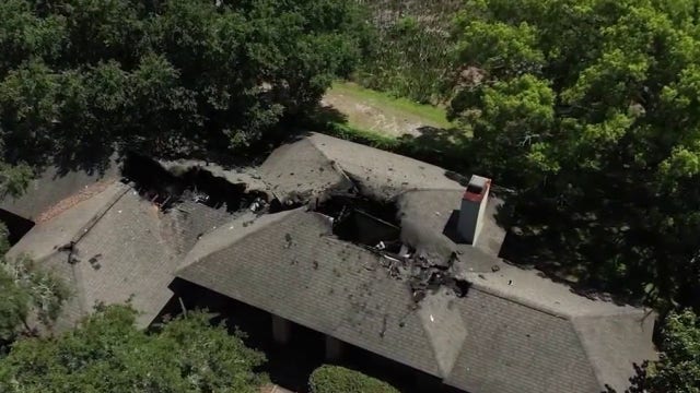 Lightning strike sparks house fire; off-duty sergeant rescues woman, 2 dogs
