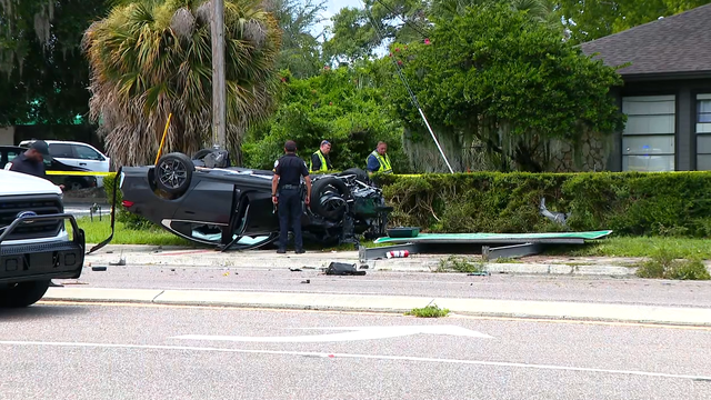 U.S. 17-92 closed due to deadly crash; 2 people killed, 1 hurt, officials say
