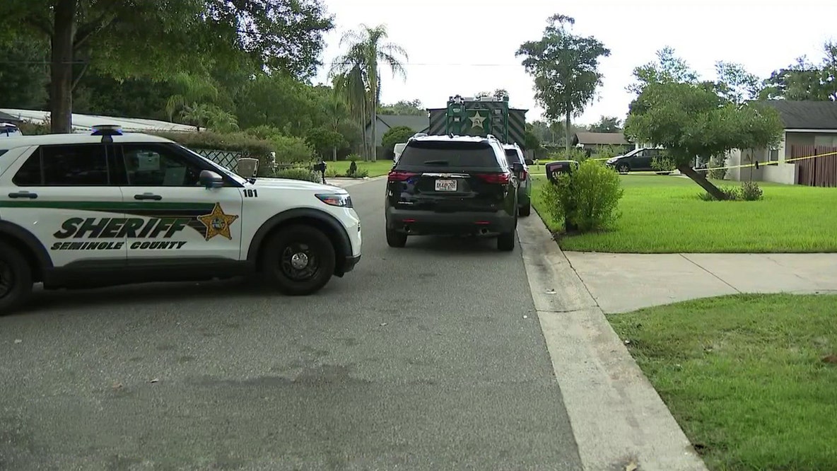 Seminole County sheriff's detectives investigate death at Tangelo Drive home