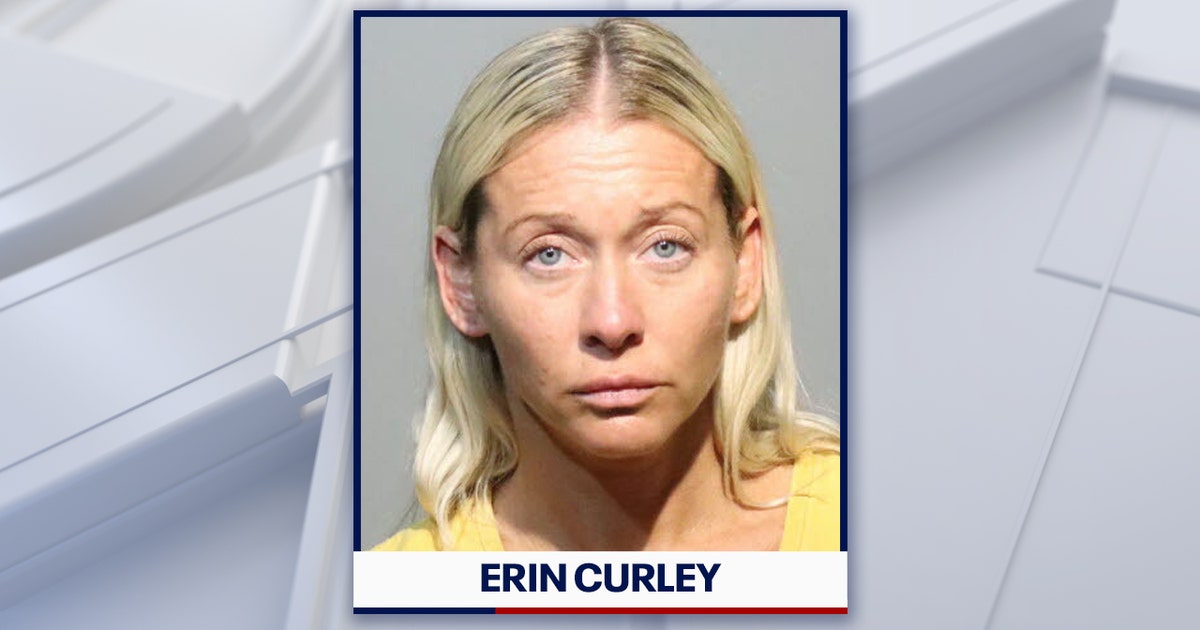 Palm Coast woman accused of abandoning dog, cat after eviction
