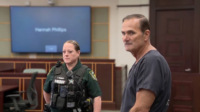 Suspended Palm Beach County clerk granted bond in child sex case; Florida AG seeks review of 'appalling order'