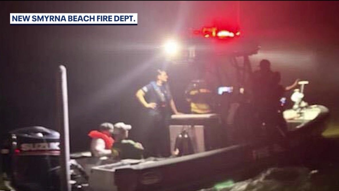 3 rescued after fishing boat capsizes in Mosquito Lagoon