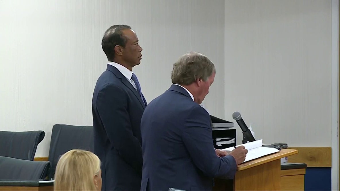 Tiger Woods strikes plea deal in Florida DUI crash case; driver's license suspended for 5 years
