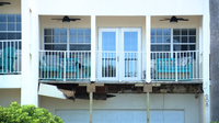 Balcony collapses at New Smyrna Beach condo; building deemed unlivable