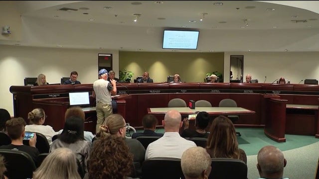Altamonte Springs commission advances budget that could cut library, Red Hot & Boom