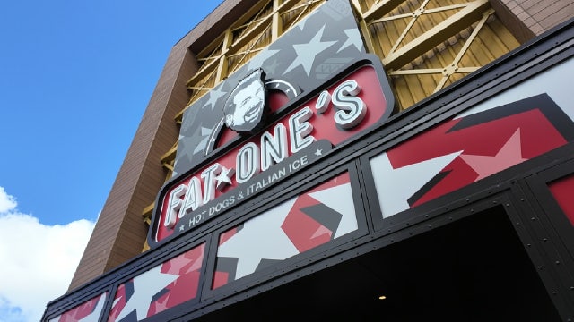 Joe Fatone opens new hot dog spot at Universal CityWalk