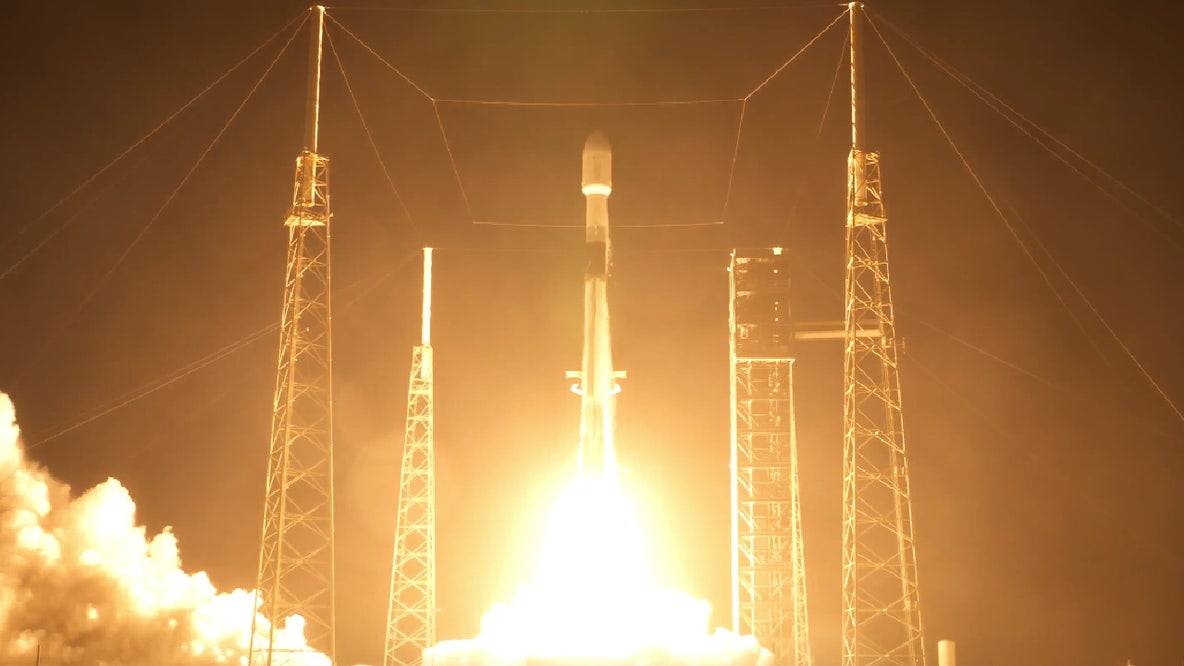 SpaceX launches Falcon 9 from Cape Canaveral; 'space jellyfish' spotted in Florida sky