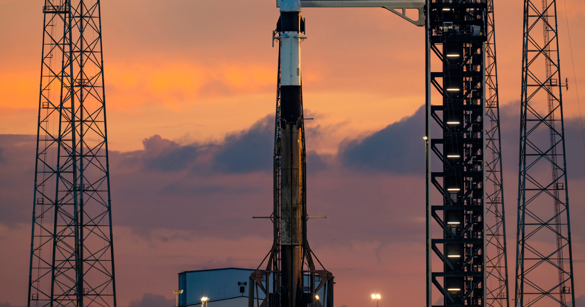 SpaceX CRS-35 launch could bring sonic booms, 'space jellyfish' to Central Florida