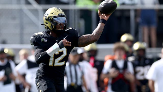 Keyone Jenkins throws TD pass in double OT and UCF knocks off No. 2 BYU 39-31