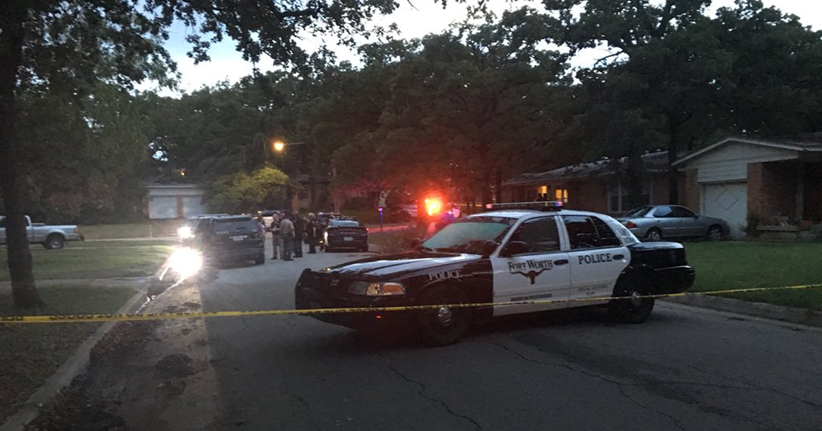 Fort Worth PD shoots man who threatened officers with knife | FOX 4 ...