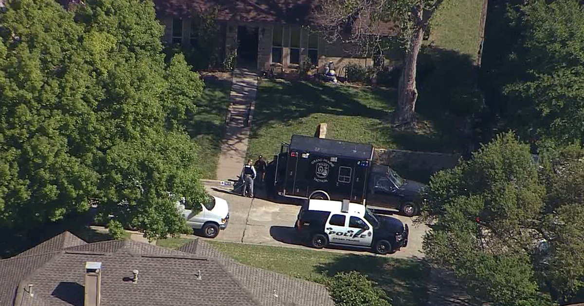 Grand Prairie vandalism suspect arrested after standoff | FOX 4 Dallas ...