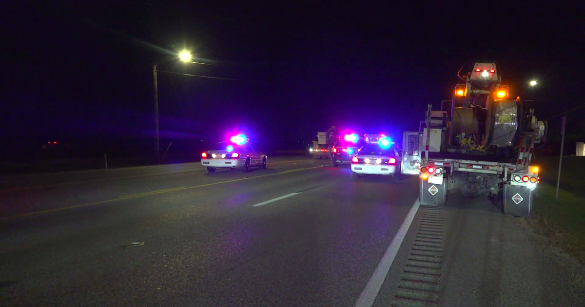 Utility worker dies after being struck by passing vehicle | FOX 4 ...