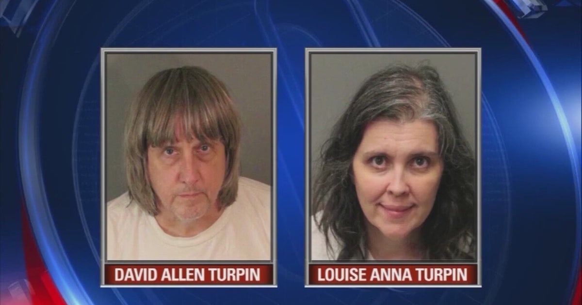 Couple accused of chaining up 13 children lived in North Texas | FOX 4 ...
