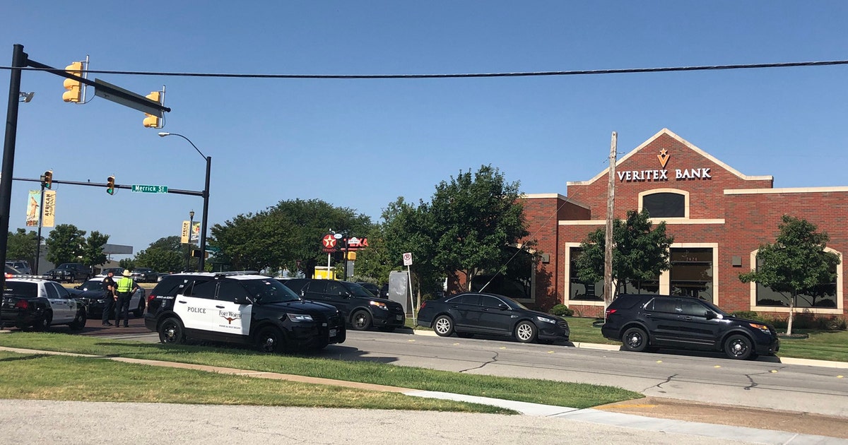 3 Fort Worth bank employees shot during attempted robbery | FOX 4 ...