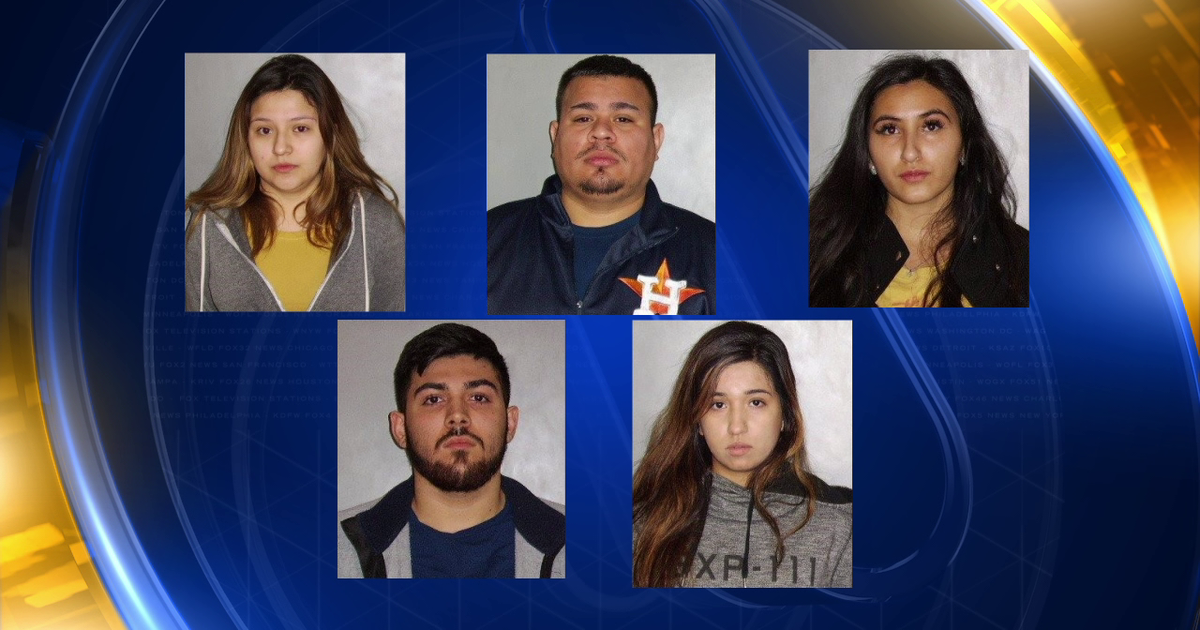 5 bar workers arrested in connection with suspected drunk driving crash ...