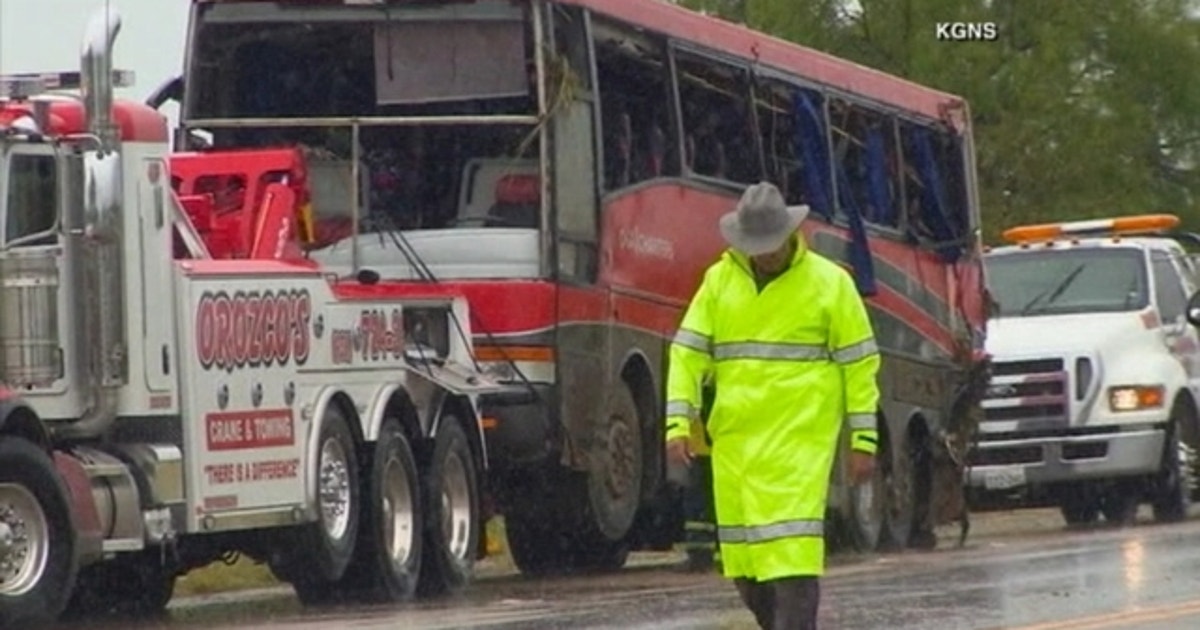 Local, federal authorities investigate fatal Texas bus crash | FOX 4 ...
