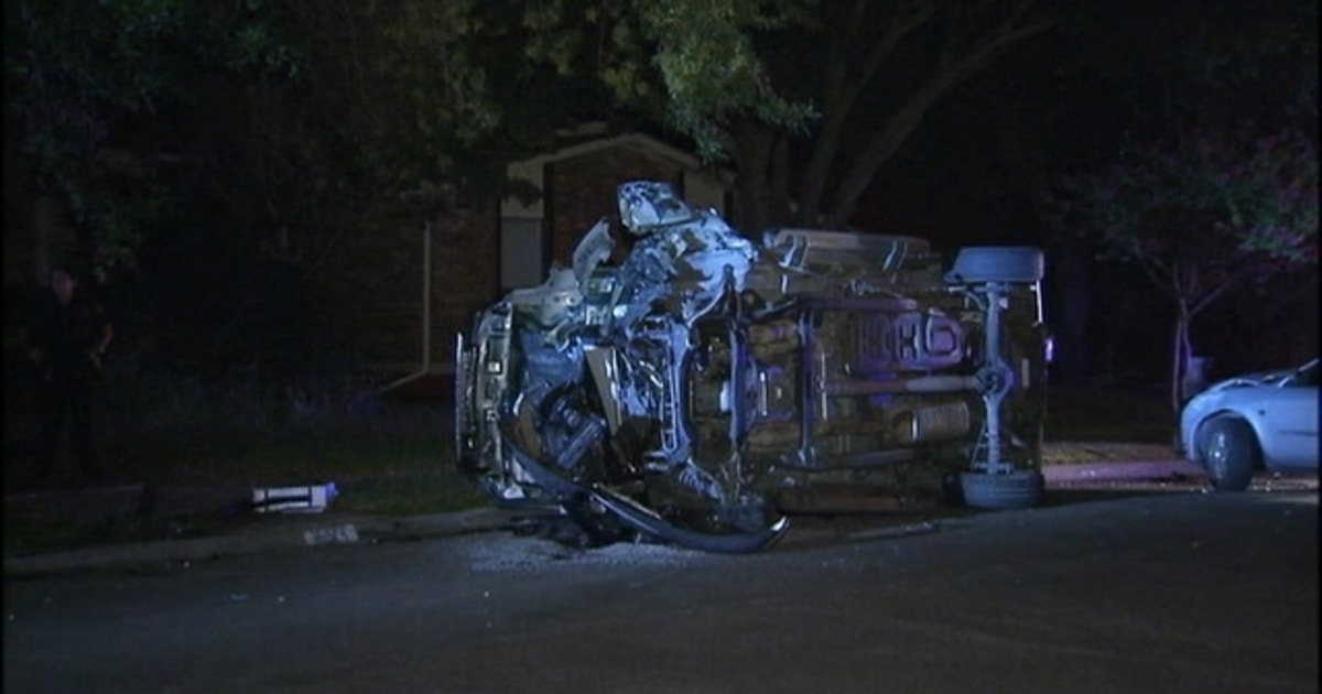 Woman killed in Dallas rollover crash | FOX 4 Dallas-Fort Worth