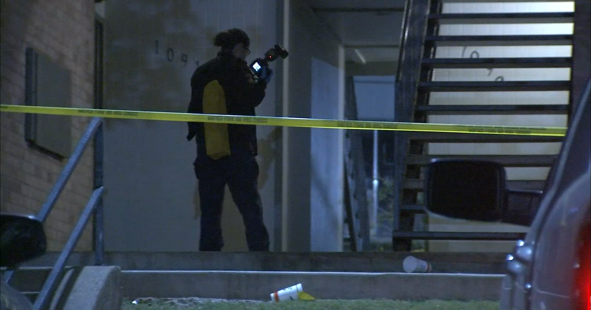 Man fatally shot outside Oak Cliff apartment | FOX 4 Dallas-Fort Worth