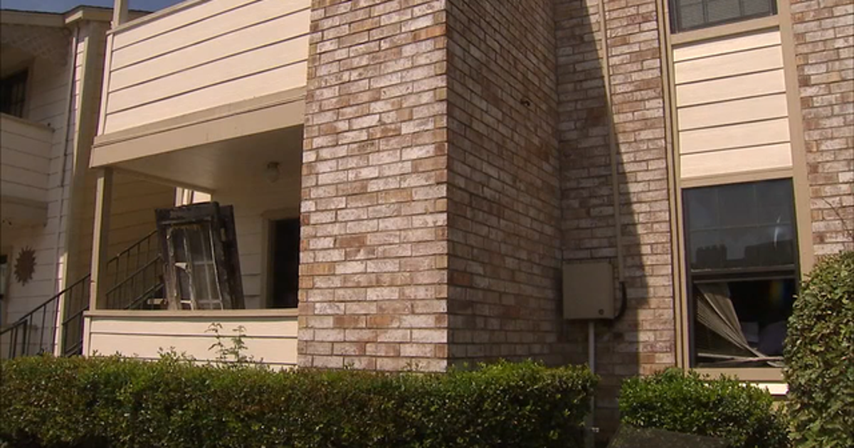 Woman killed in Fort Worth apartment fire | FOX 4 Dallas-Fort Worth