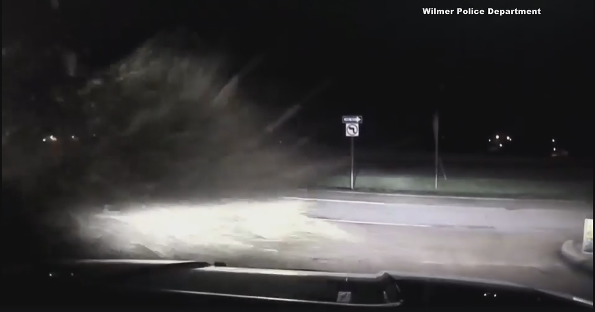 Video shows speeding car narrowly missing police officer | FOX 4 Dallas ...