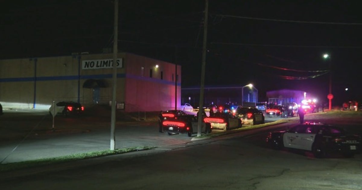 Police investigating triple shooting at Fort Worth club | FOX 4 Dallas ...