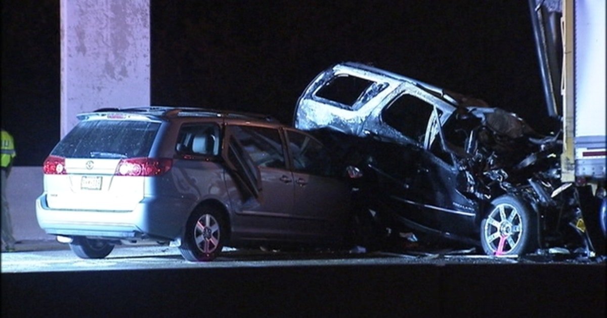 Driver killed in fiery crash on I-35W | FOX 4 Dallas-Fort Worth