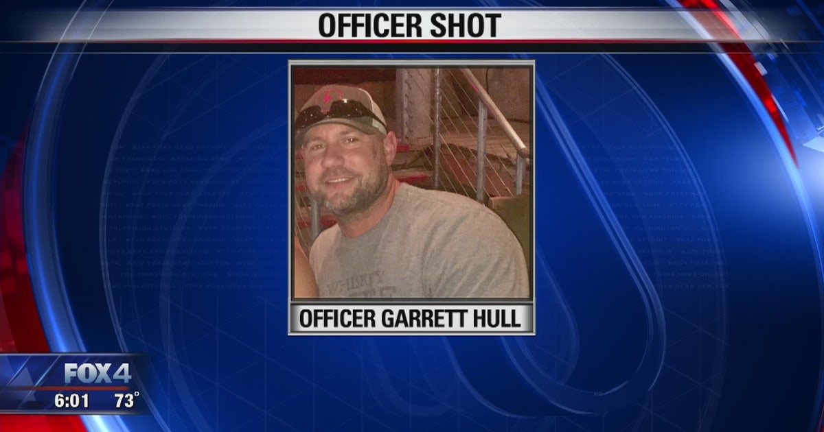 Fort Worth officer critically injured in deadly shootout | FOX 4 Dallas ...