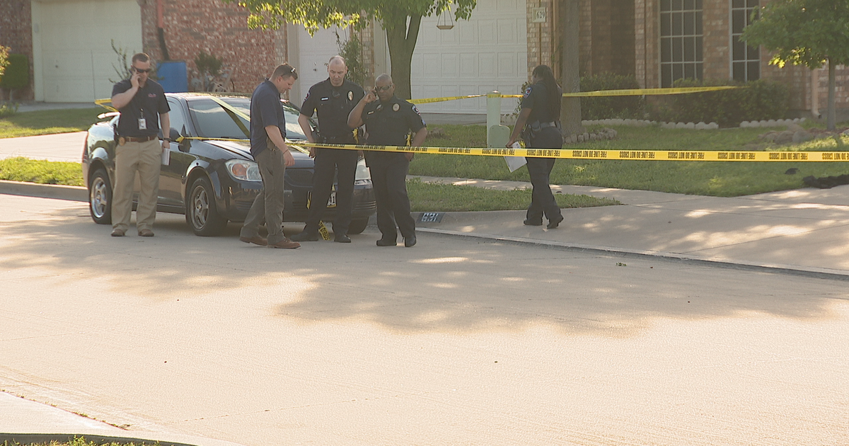 Man shot, killed in driveway of Arlington house | FOX 4 Dallas-Fort Worth
