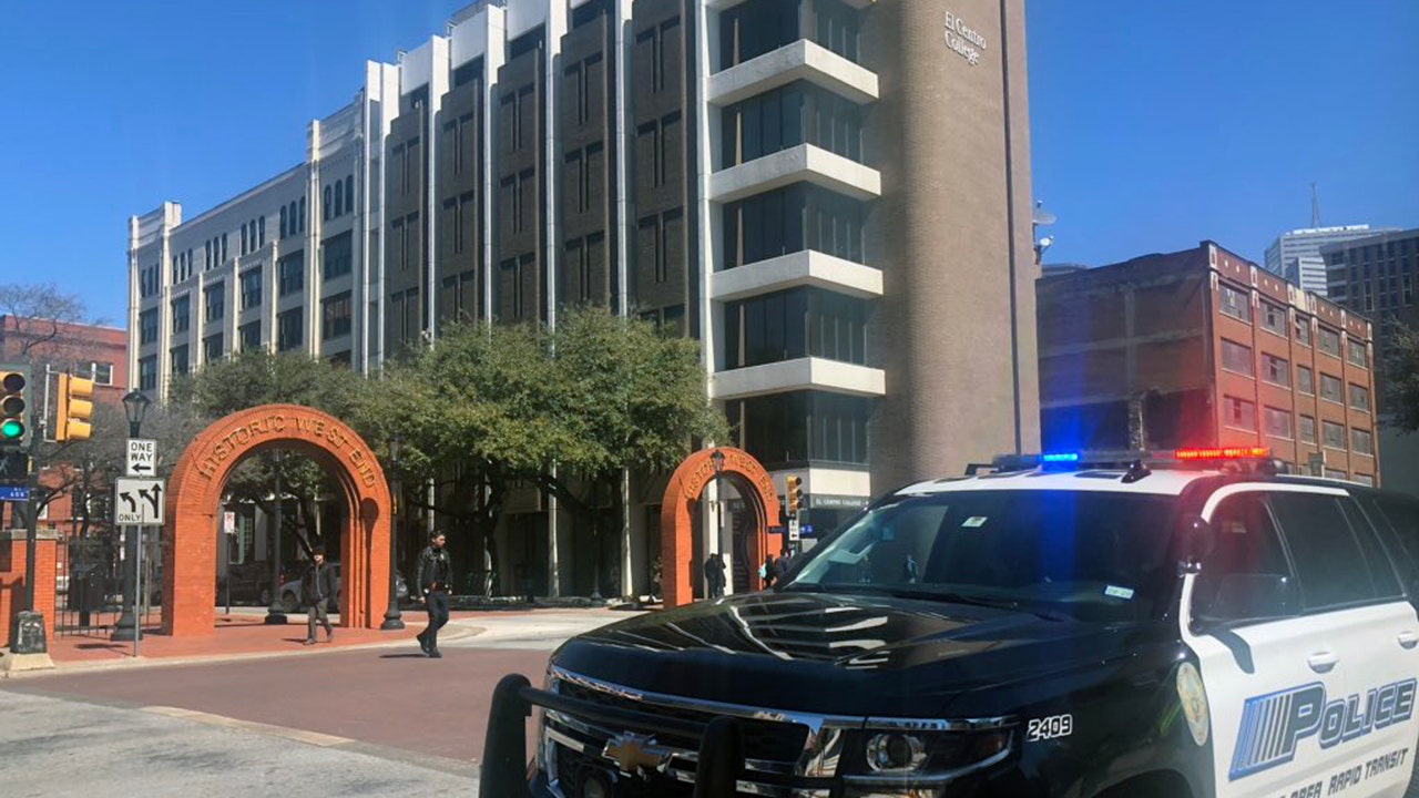 Police detain suspects near El Centro College, lockdown lifted