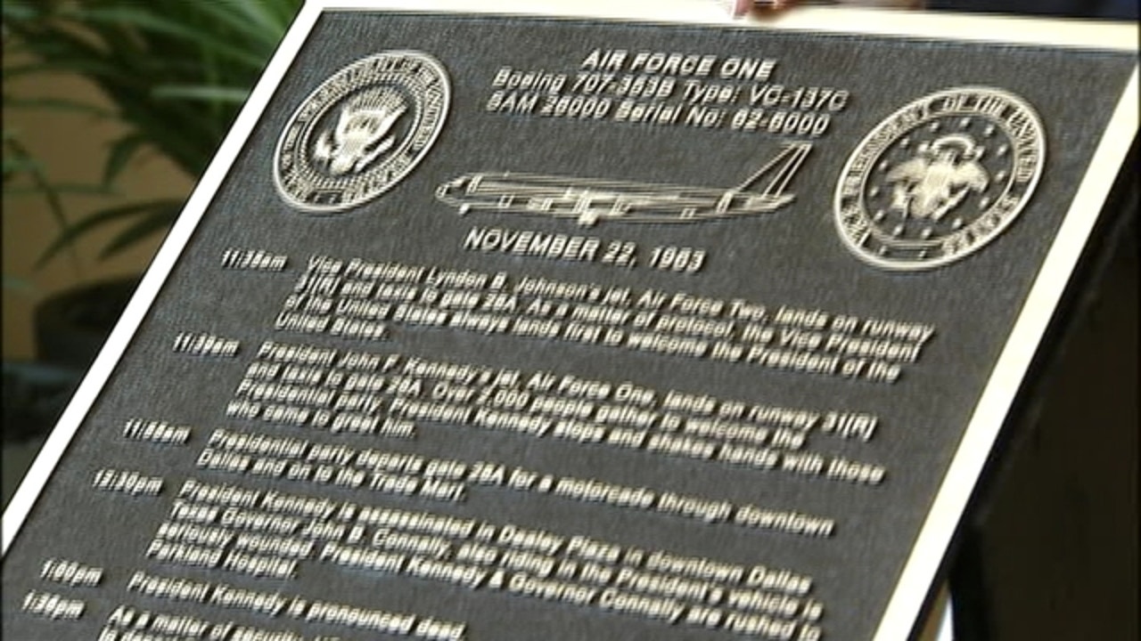 Plaque now marks spot LBJ sworn in at Dallas Love Field