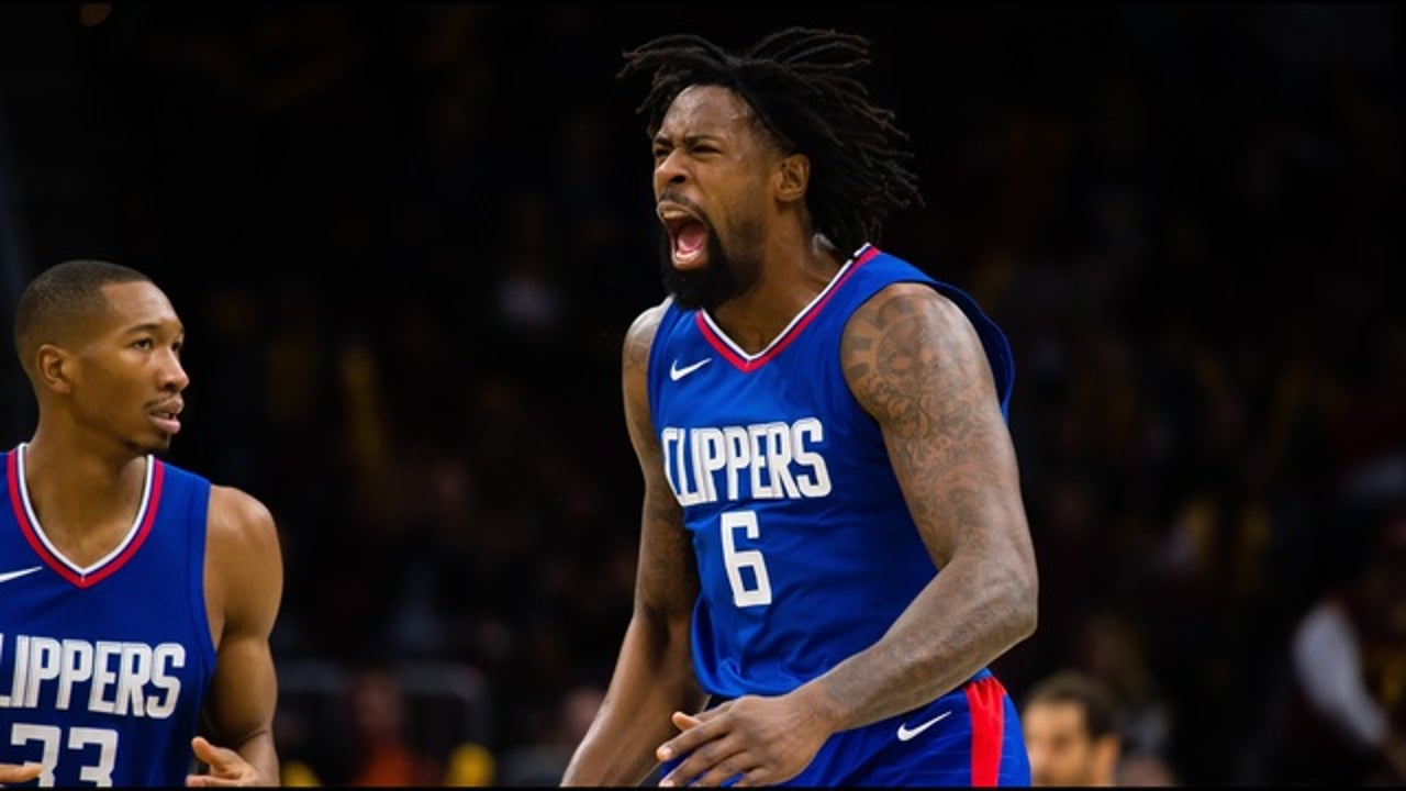 Mavericks Officially Sign DeAndre Jordan