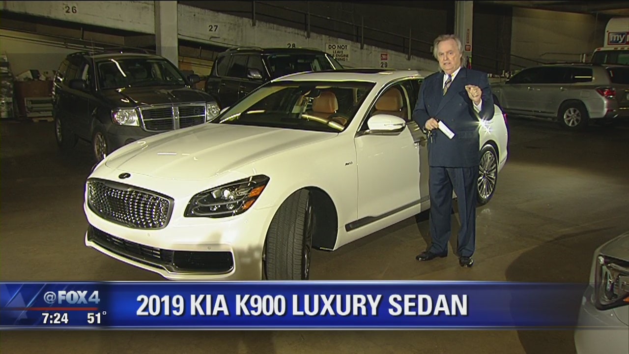 Ed Wallace 2019 Kia K900 Luxury Sedan
