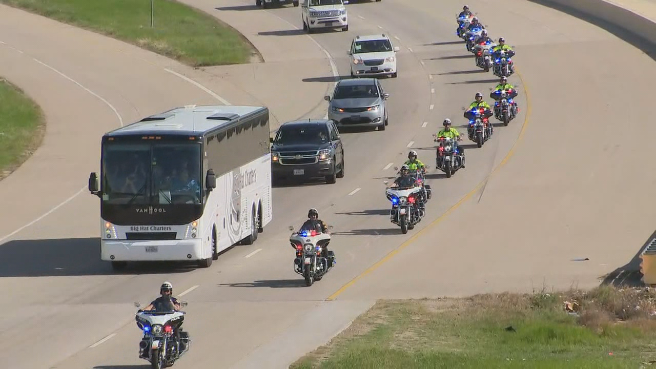 Motorcade brings Medal of Honor recipients to Gainesville