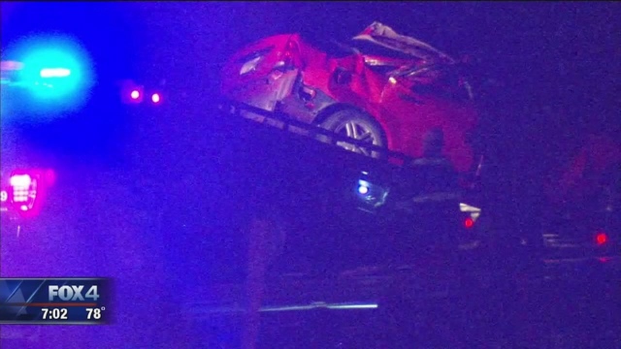 Toddler dies after rollover crash in Fort Worth | FOX 4 ...