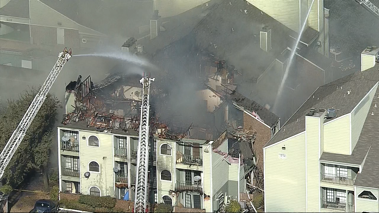Fouralarm condo building fire burns for hours in northeast Dallas