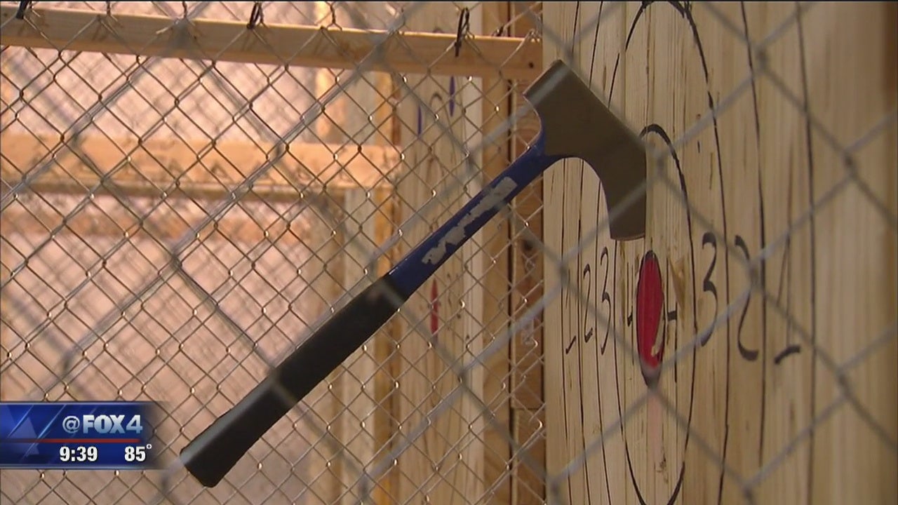 Lone Star Adventure Dallas Axe Throwing