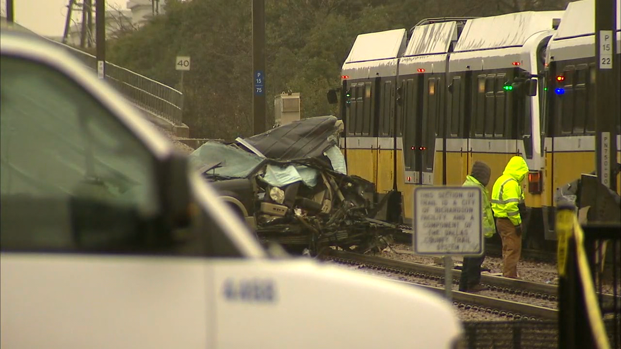 Fatal crash in Richardson delays DART trains