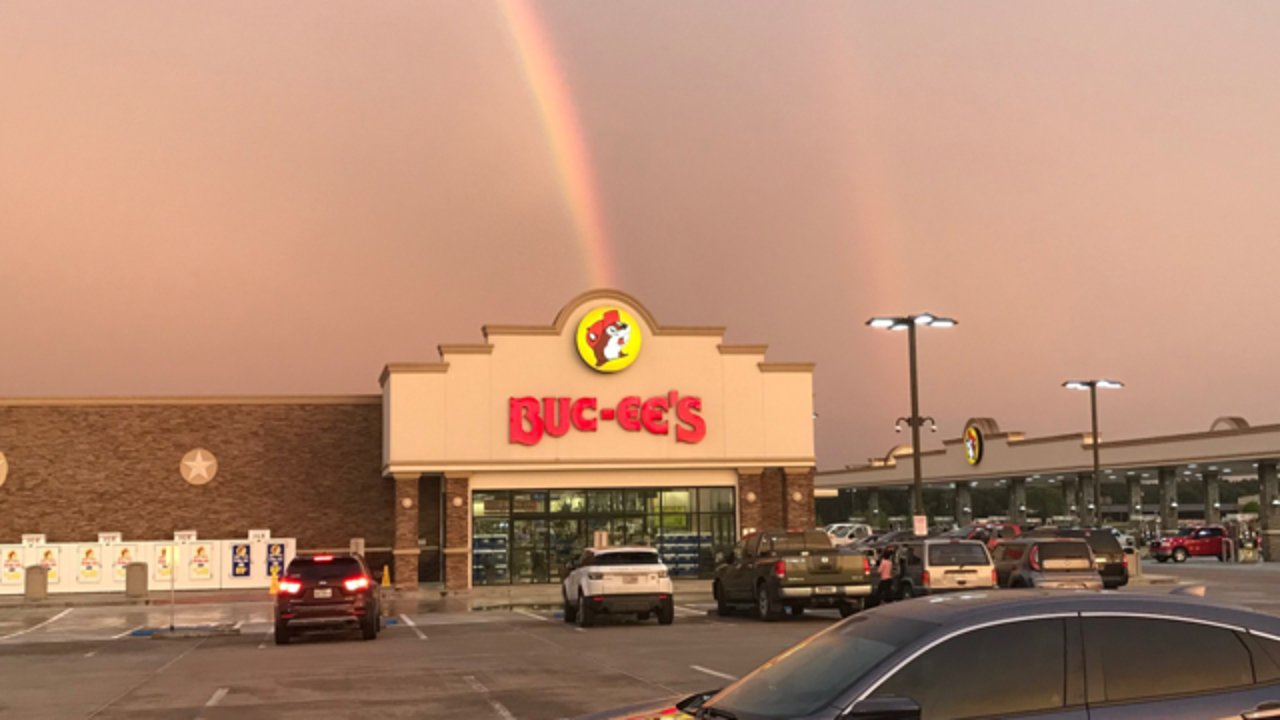 Buc-ee&#039;s flushes out the competition for cleanest gas station bathrooms in the nation