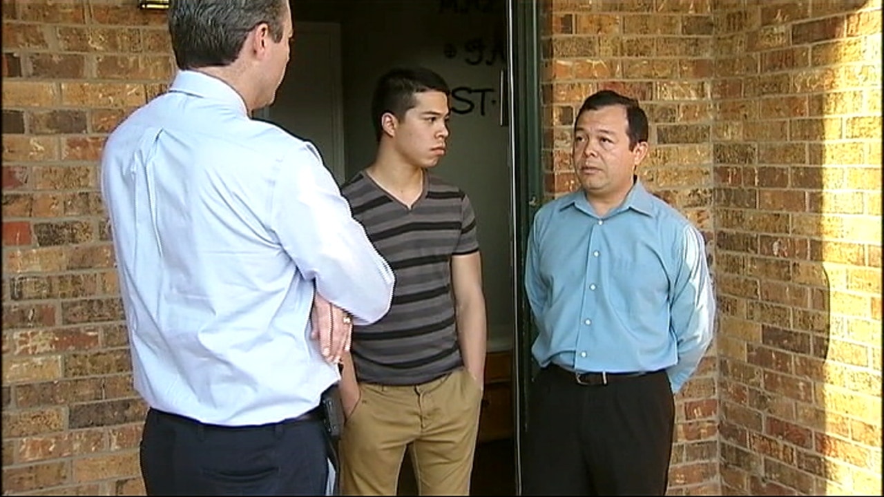 Grapevine Pastor, His Son Robbed At Gunpoint | FOX 4 Dallas-Fort Worth