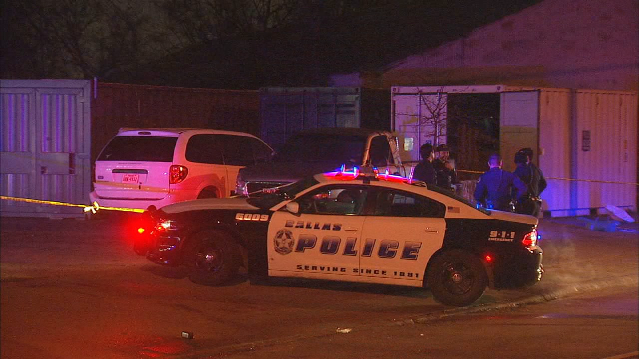 2 Men Stabbed At Car Wash In South Dallas | FOX 4 Dallas-Fort Worth