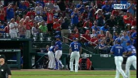 Dickey helps Blue Jays beat Rangers again, 5-0