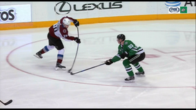 Kerfoot scores, assists on winner as Avs beat Stars 4-1